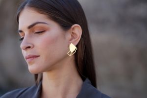 sirens earrings (gold) 6
