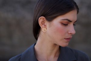lotus earrings (gold) 4