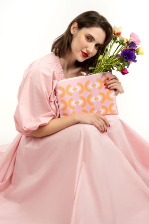 Odysseus (P) beach clutch