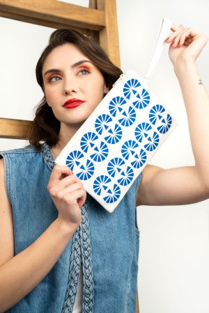 Hera clutch (blue)