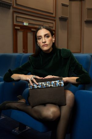 Gephyria (brown) clutch